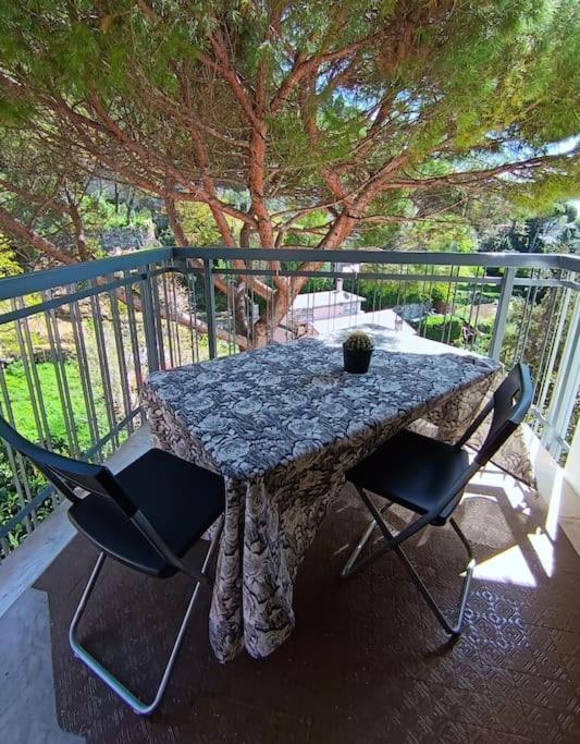 Forti Genova-Free Parking Castellaccio Apartment 2 Kültér fotó